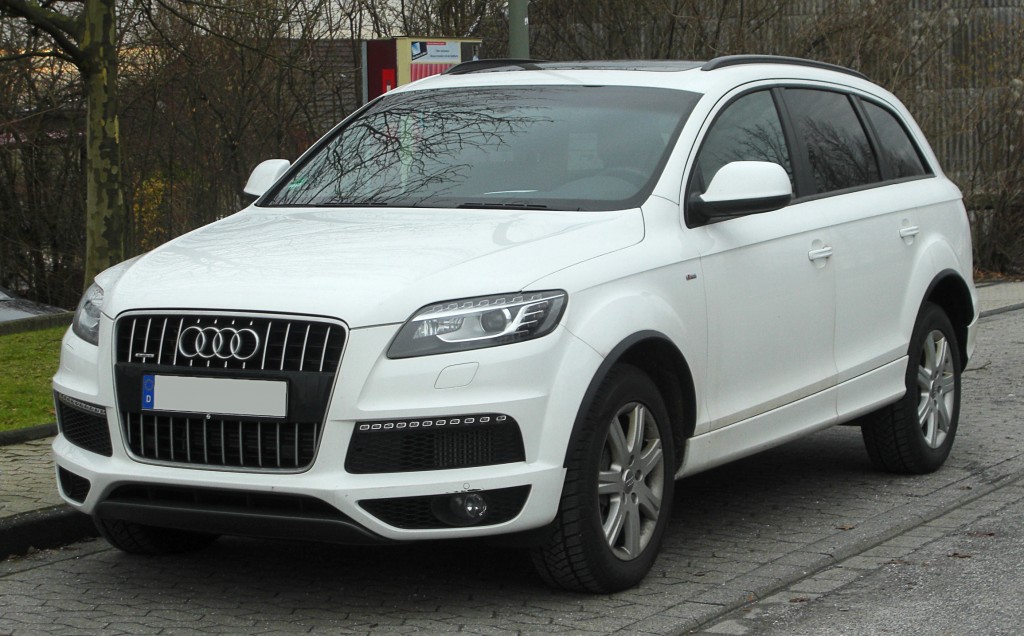 Audi_Q7_(Facelift)_front_20110115