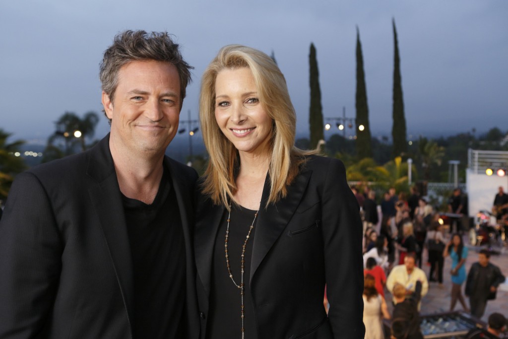 HOLLYWOOD GAME NIGHT -- Episode 104 -- Pictured: (l-r) Matthew Perry, Lisa Kudrow-- (Photo by: Trae Patton/NBC/NBCU Photo Bank via Getty Images)