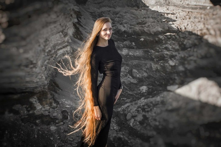 Dashik-Gubanova-dressed-black-long-hair-rocks-728x485