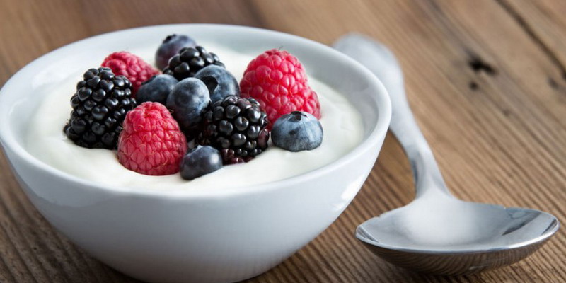 yogurt-bahan-alami-untuk-perawatan-kecantikan-lyfkzh7cyb