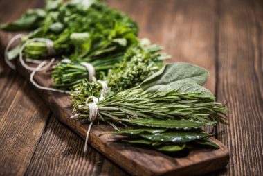 02_Herbs_Fresh_Foods_Never_store_together_140450140_AgisilaouSpyrouPhotography-380x254