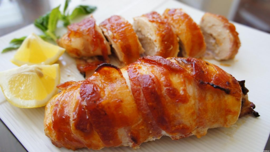 Chicken-Wrapped-In-Bacon_14416