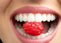 9 veselībai noderīgi produkti, kas bojā zobus