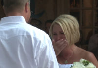 VIDEO: Viņa apprecēja puisi ratiņkrēslā, bet kāzās viņa saņēma fantastisku pārsteigumu