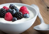Lūk, kāpēc mēs tik ļoti mīlam jogurtu- neticami vērtīgs produkts!