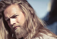 FOTO: Vikingu dievs jeb seksīgākais Norvēģijas karavīrs sajūsmina sievietes