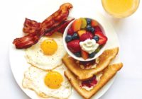 Pieci mīti par brokastīm, kuriem nevajag akli ticēt – īpaši #3!