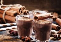 Sasildīs un uzmundrinās: kā pagatavot garšīgu kakao rudens noskaņās