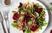 Salāti ar bietēm un tunci: veselīga ēdiena recepte