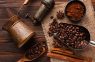 Kā precīzi pagatavot mēslojumu no kafijas biezumiem