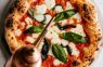 Mana un draudzeņu mīļākā recepte: mazkaloriju pica bez miltiem – ēd, cik vien gribi!