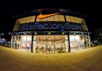 Nike atliek vadlīniju publicēšanu un investoru dienu, lai dotu jaunajam izpilddirektoram laiku iejusties amatā